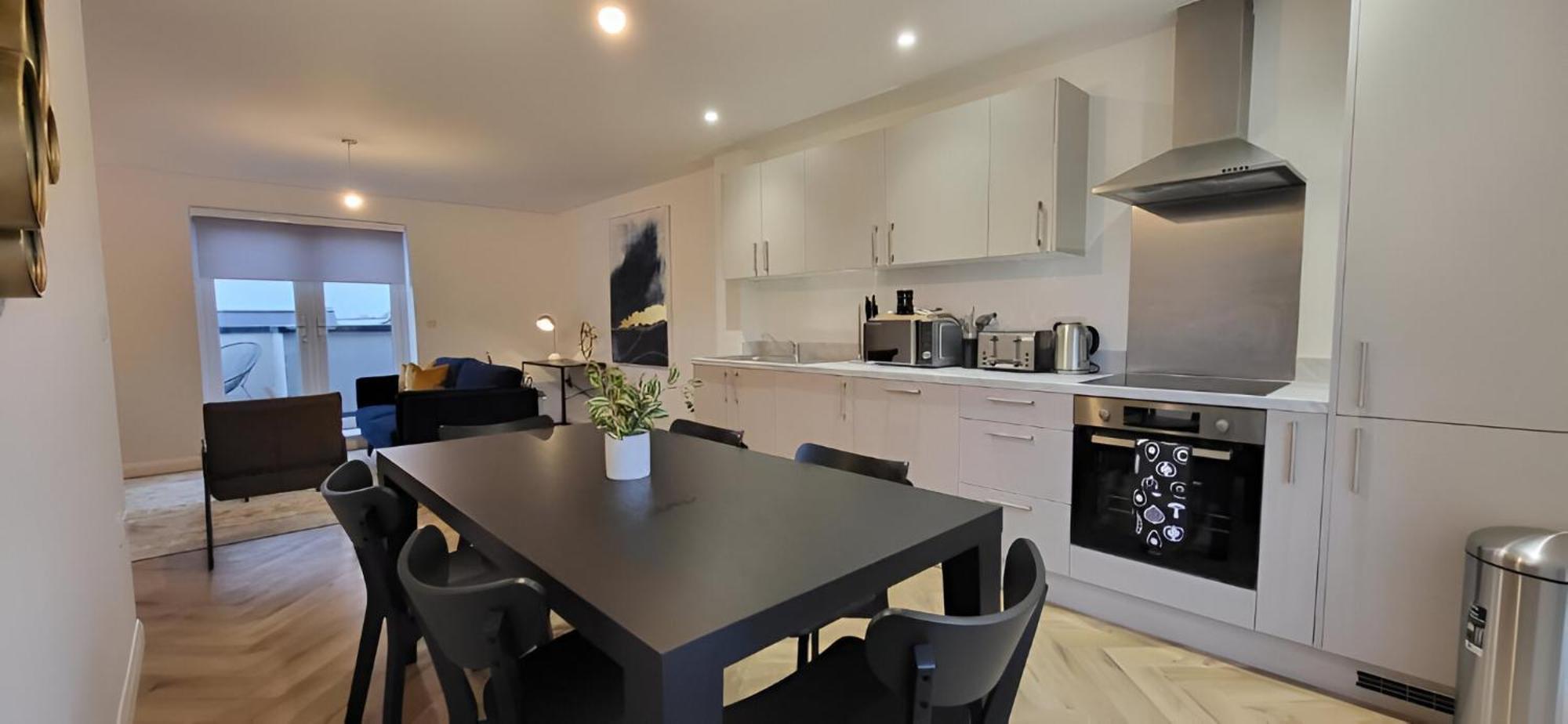 Hybrid Resi - London, Mitcham Close To Tooting And Wimbledon Ngoại thất bức ảnh